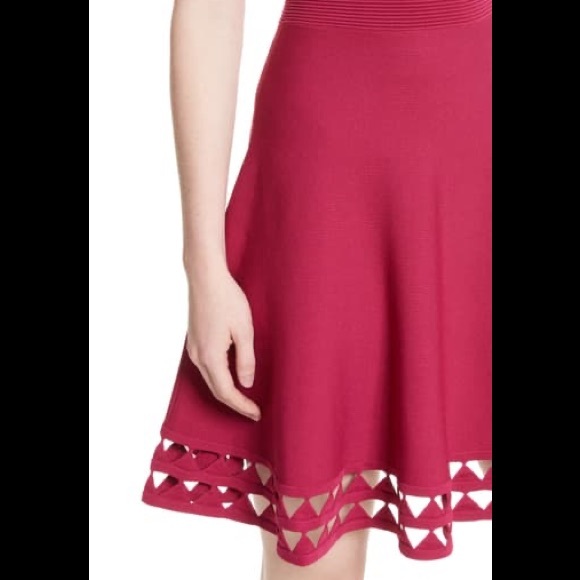 Super cute fit and flare dress - Picture 4 of 8